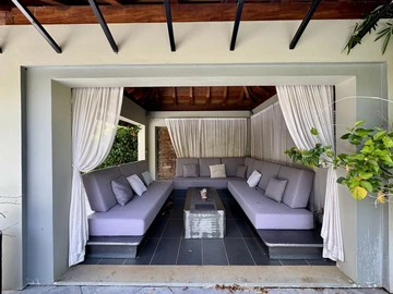 8 Bedroom Villa