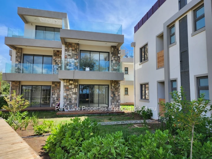 Ocean Terraces – Beachfront Elegance in Poste Lafayette, East Coast of Mauritius