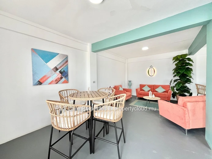 Bright & Versatile Commercial Space for Rent – Roches Brunes, Beau Bassin