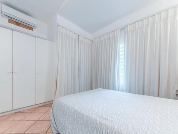 5 Bedroom Villa