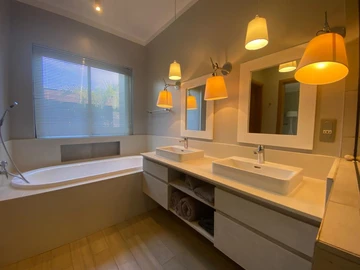 3 Bedroom Apartment