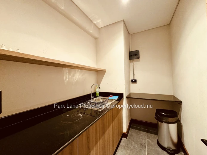Office space with fibre optic in central Business Park
