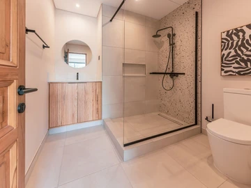 3 Bedroom Townhouse, Duplex