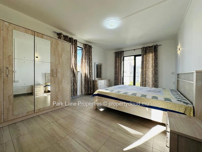 Newly built house for sale in Pereybere!