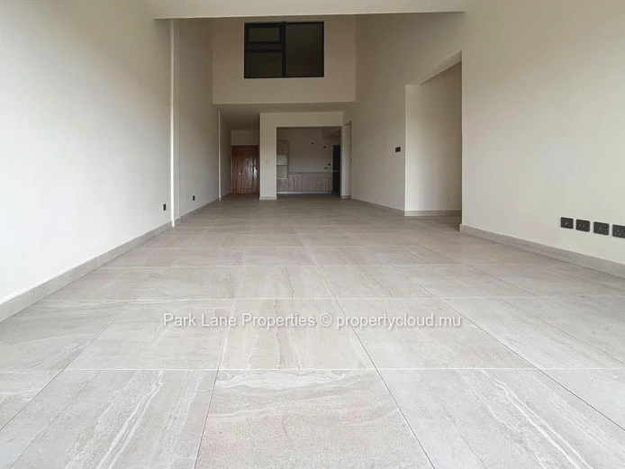 For Sale – Apartment at Sky Garden, Trianon
