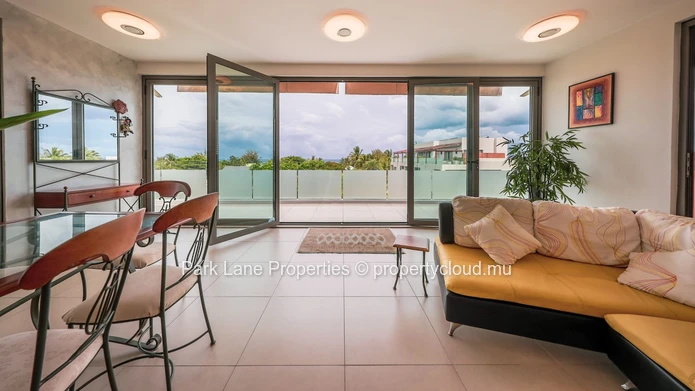 Exceptional Beachside Penthouse Steps from the Beach