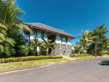 5 Bedroom Villa