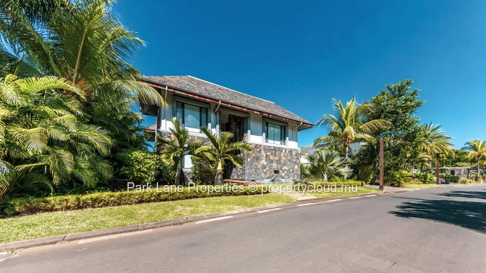 Magnifique villa au sein de l'unique IRS Marina