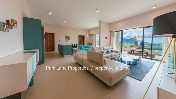 Luxury newly built penthouse with stunning mountain and sea views in Trianon