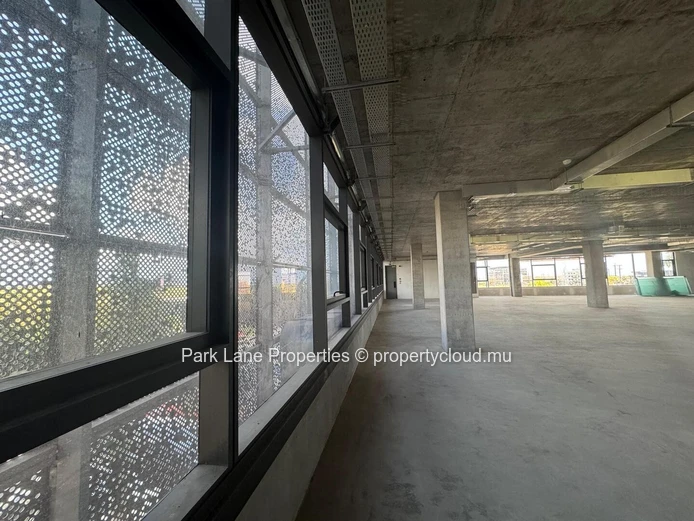 "Prime Office Space on rent in Grand Baie - 363 m² - Don't Miss Out!"