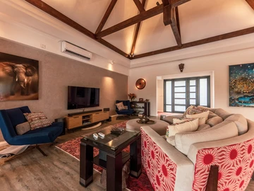 4 Bedroom Villa