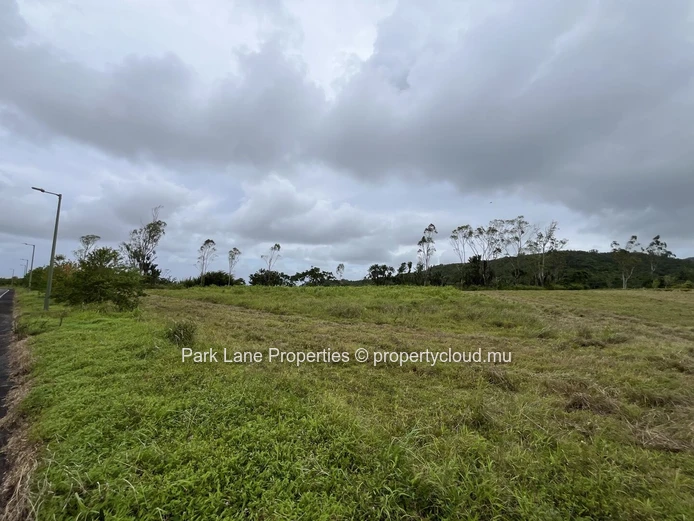 Remarkable Residential Plot within the Prestigious Avalon Golf Estate
