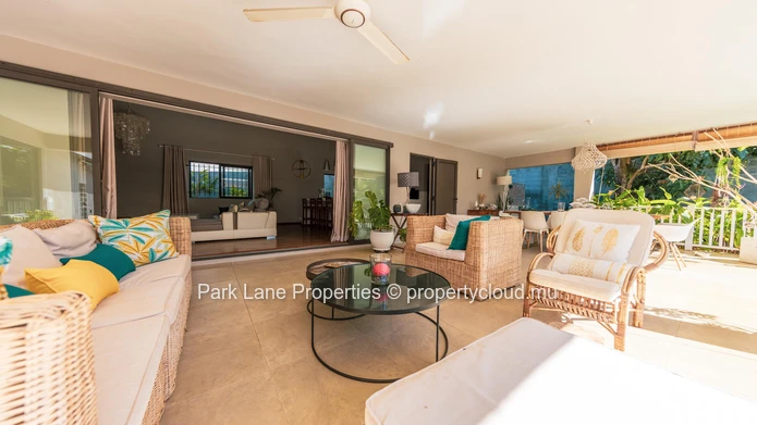 Villa familiale dans un quartier résidentiel à vendre à Saint Antoine.
