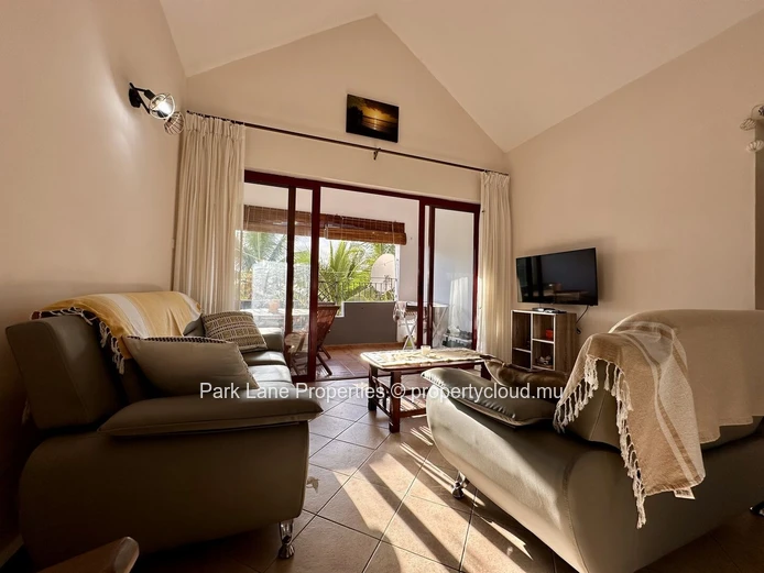 Comfortable apartment just steps away from Mont Choisy beach