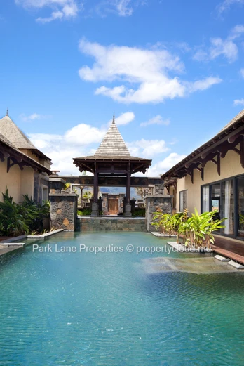 5-Bedroom Villa at Belle Rivière Estate – Tropical Elegance and Spacious Seclusion