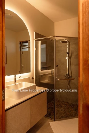 Blue Creek - 3 Bedroom Apartment for Rent 