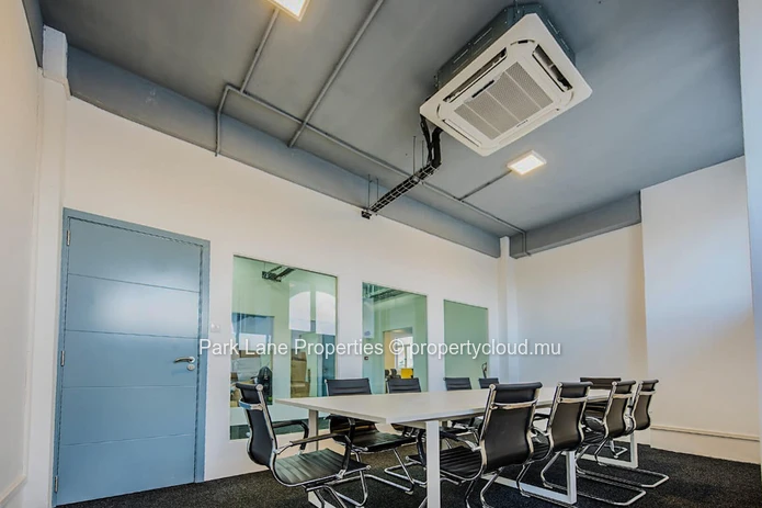 Professional office space with mezzanine in the heart of Rose Hill