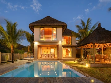 5 Bedroom Villa