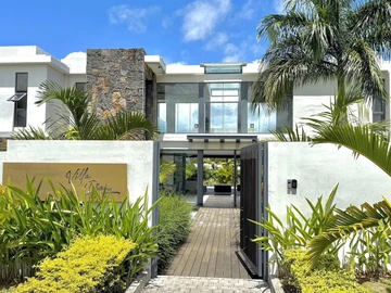 5 Bedroom Villa