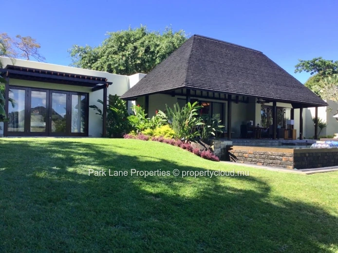 Superb luxury IRS villa in the East