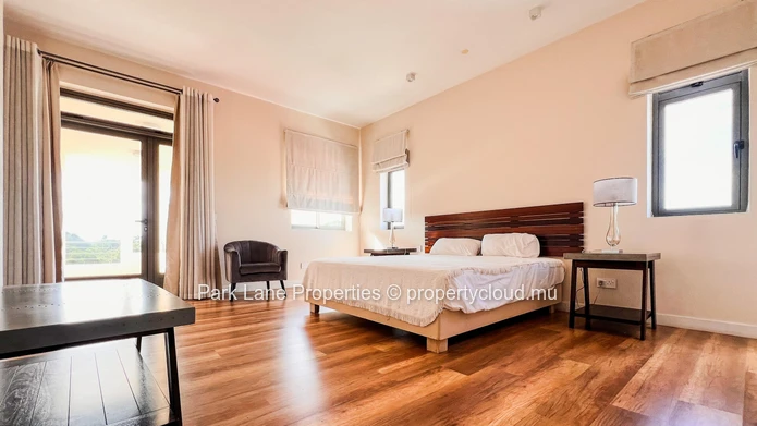 Penthouse Contemporain à Vacoas – Confort, Espace et élégance