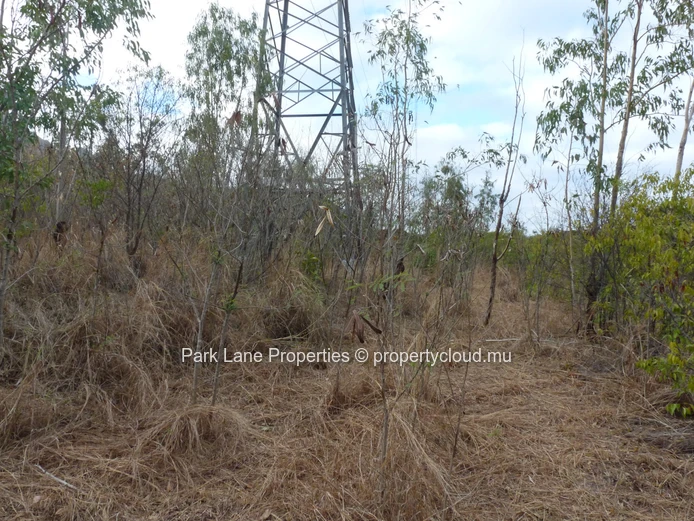 Large plot of land with great developing potential!