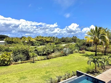 5 Bedroom Villa