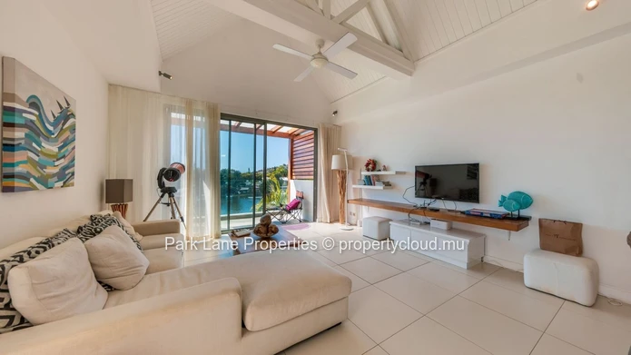 Unique RES Marina penthouse