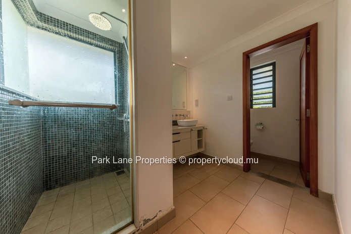 Magnificent family Villa with Mountain View, near Black River National Park