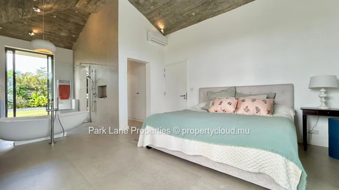 Exquisite Architect-Designed Home for rent in Mont Piton.