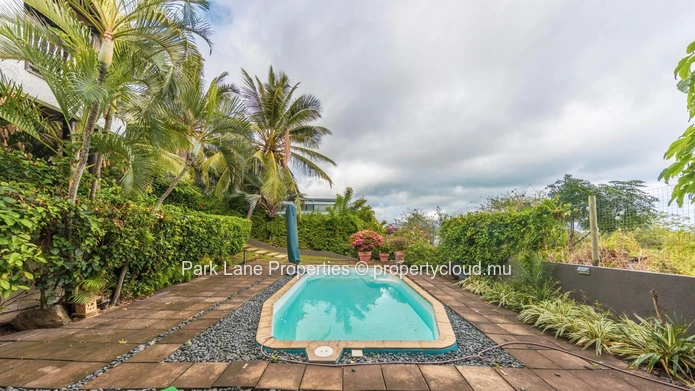 Maison de caractère avec vue superbe sur le Morne