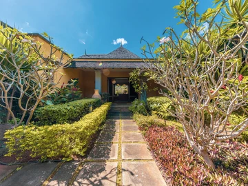 4 Bedroom Villa