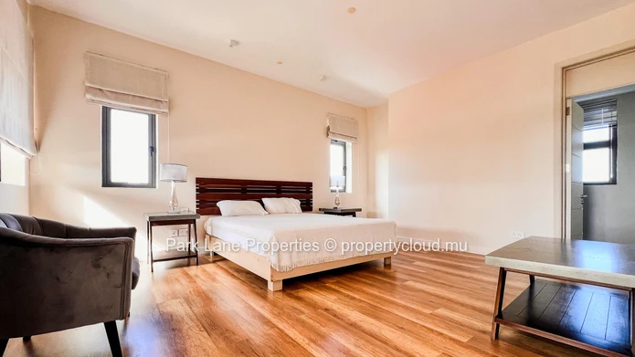 Penthouse Contemporain à Vacoas – Confort, Espace et élégance