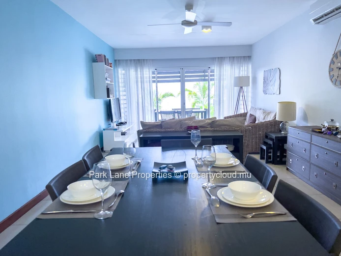 Appartement 3 chambres avec vue panoramique sur piscine et mer