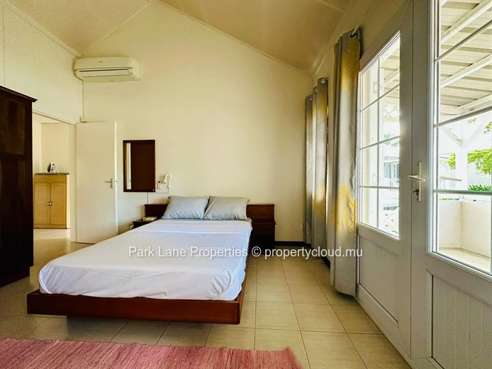 Delightful Seaside Duplex in a Complex with a common pool