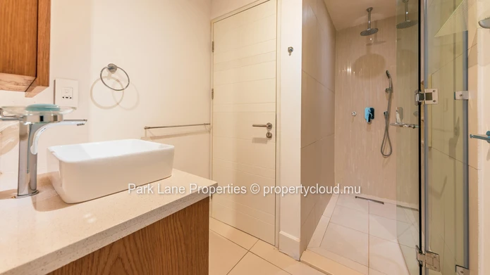 Live the Marina Lifestyle – 3-Bedroom Townhouse with Plunge Pool & Private Mooring