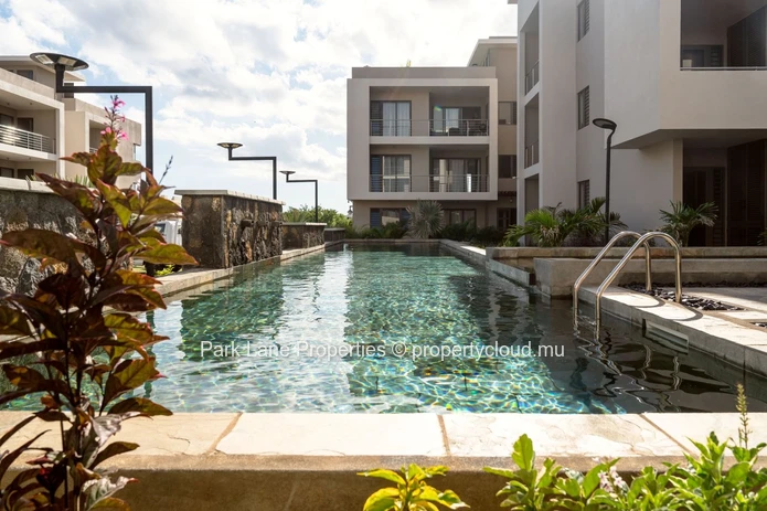 Blue Creek - 3 Bed Ground Floor Apartment for Sale 