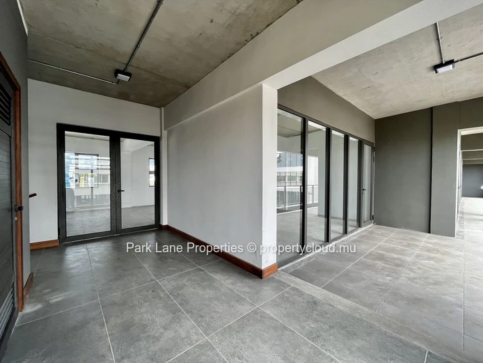 Prestige Business Centre in Black River - Office Space for Rent