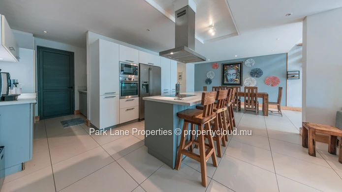 Elegant Marina Duplex with Private Pool & Exclusive La Balise Lifestyle