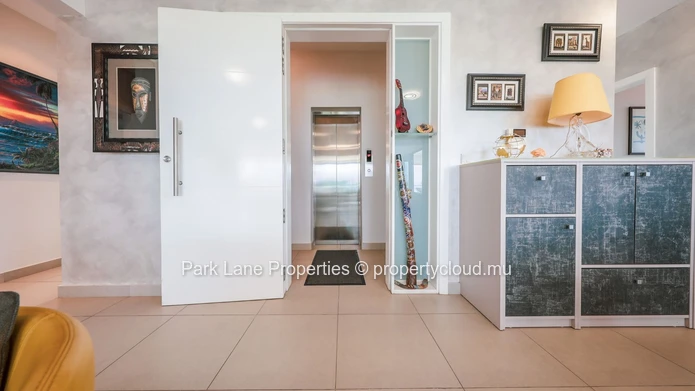 Exceptional Beachside Penthouse Steps from the Beach