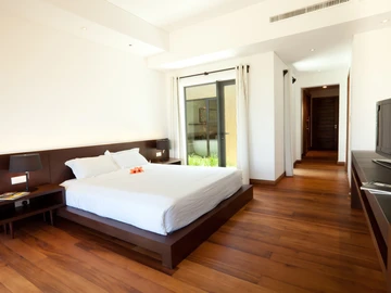 5 Bedroom Villa