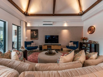 4 Bedroom Villa