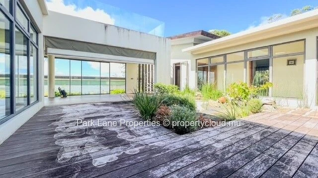 Villa d’exception avec vue golf et mer – Avalon Golf Estate