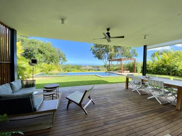 4 Bedroom Villa