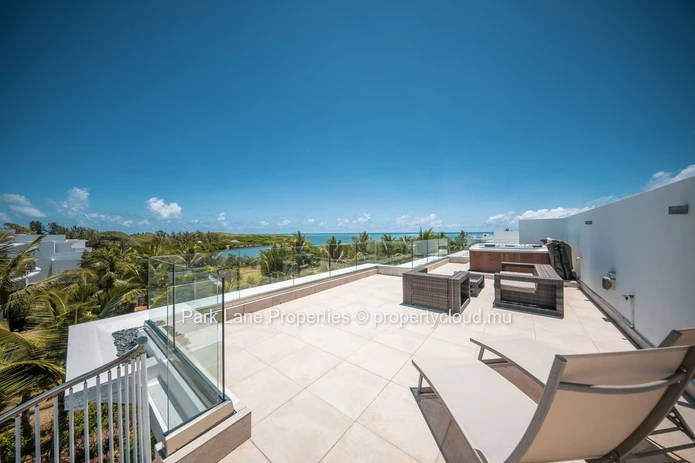 Stunning 4-Bedroom Penthouse for Sale in Azuri
