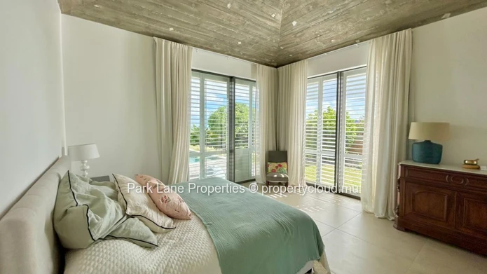 Exquisite Architect-Designed Home for rent in Mont Piton.