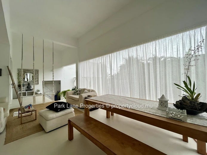 Spacious and modern apartment