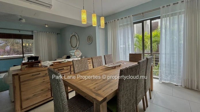 Cozy 3-Bedroom Apartment with Terrace, Plunge Pool, and Beach Access in Pereybere
