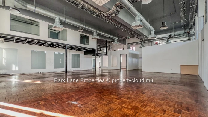 Professional office space with mezzanine in the heart of Rose Hill