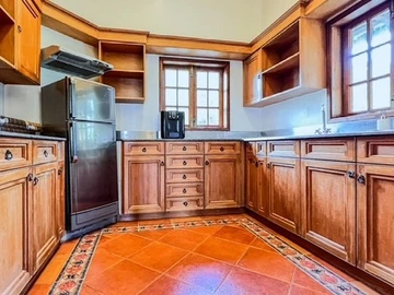 11 Bedroom House